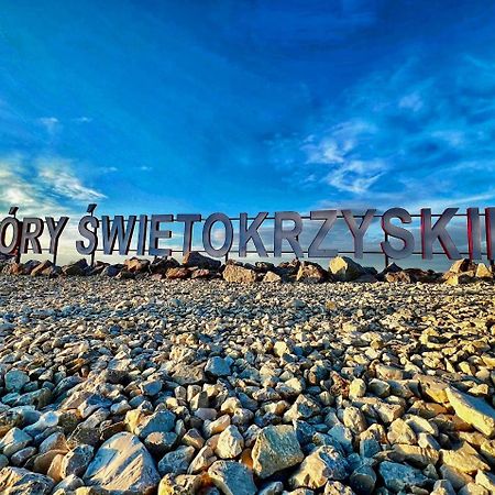 Hotelowe Pokoje Paris -Rynek Centrum- City One Kielce Esterno foto